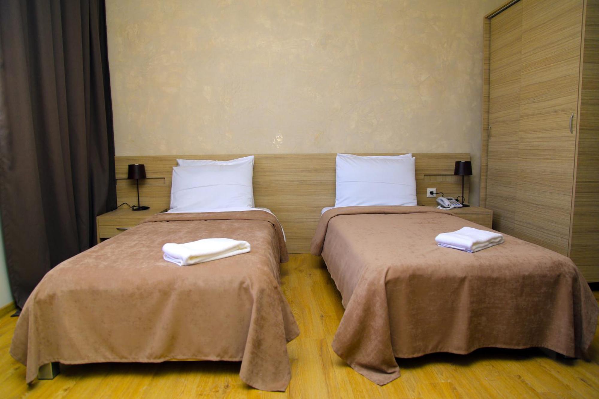 Iveria Hotel Khashuri Ruang foto